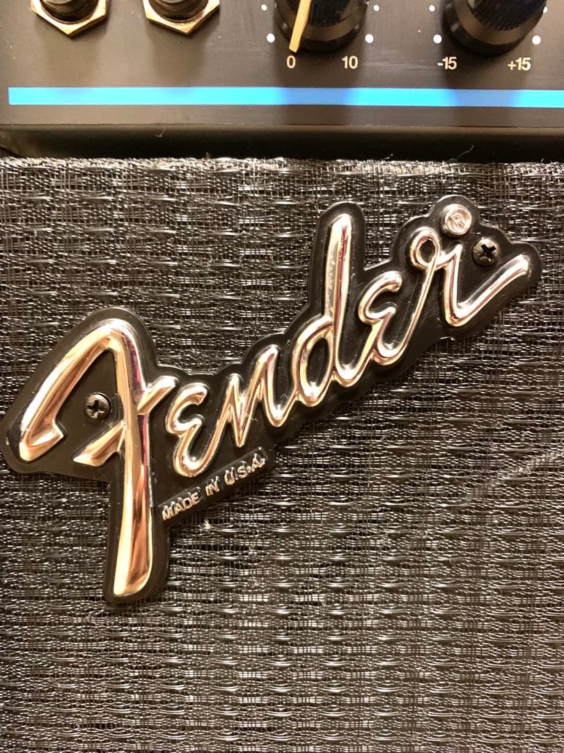 【美品】Fender BXR 25 ベースアンプ USA製 音出確認済 メンテ済