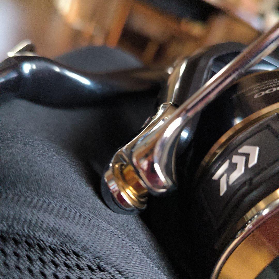 Daiwa ソルティガ18000Pスピニングリール 専用ケース付き