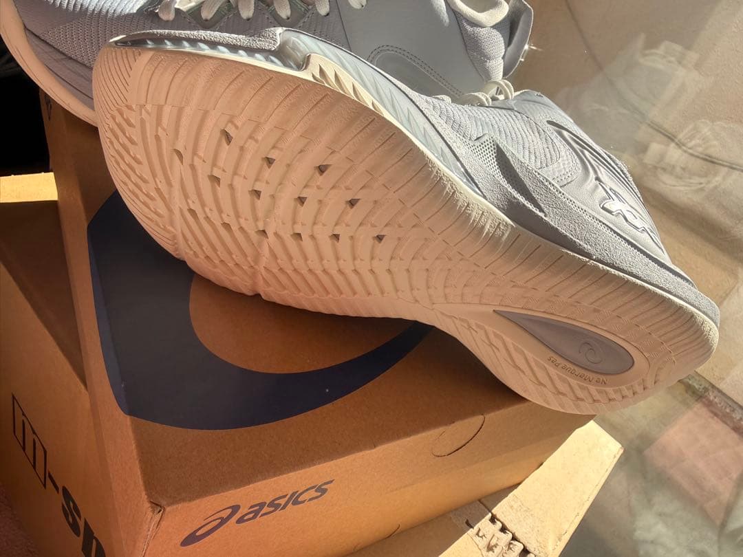 asics NOVA SURGE 3 ノヴァサージ ２４cm⭐︎週末セール⭐︎