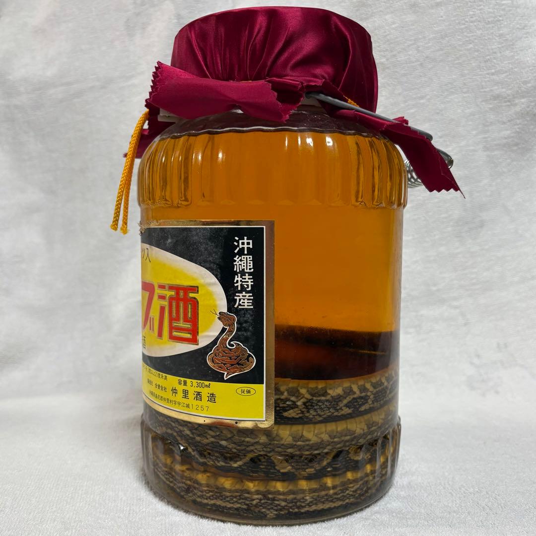 【未開封】 40年前 沖縄特産 ハニーハブ酒 ハブ入り 3,300ml 古酒