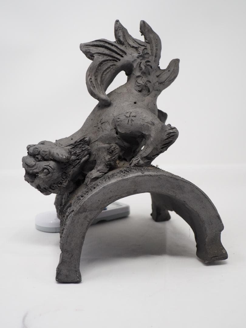 シーサー　瓦　沖縄産　琉球　守り神　鬼瓦　縁起物　破邪