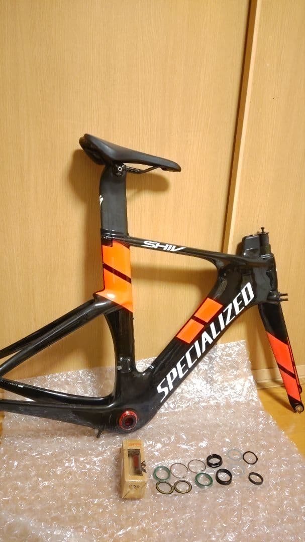 スペシャライズドshiv TTバイク カーボンフレーム　トライアスロン エアロ