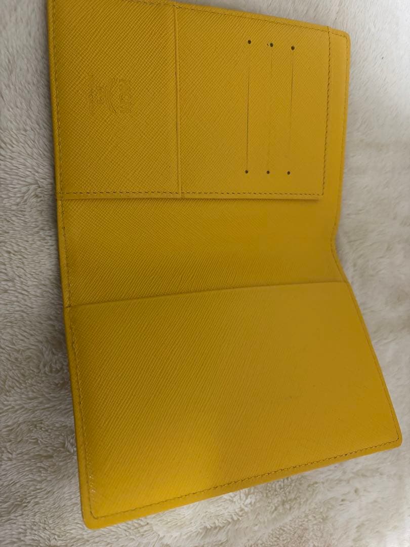 MCM ウサギデザイン パスポートケース