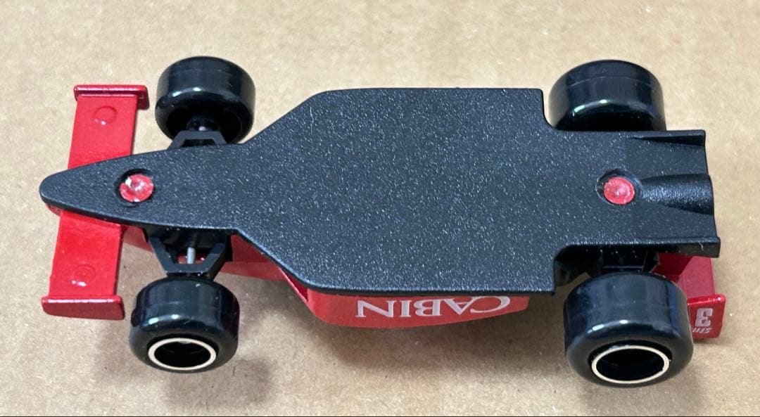 トミカ F3000 CABIN 3