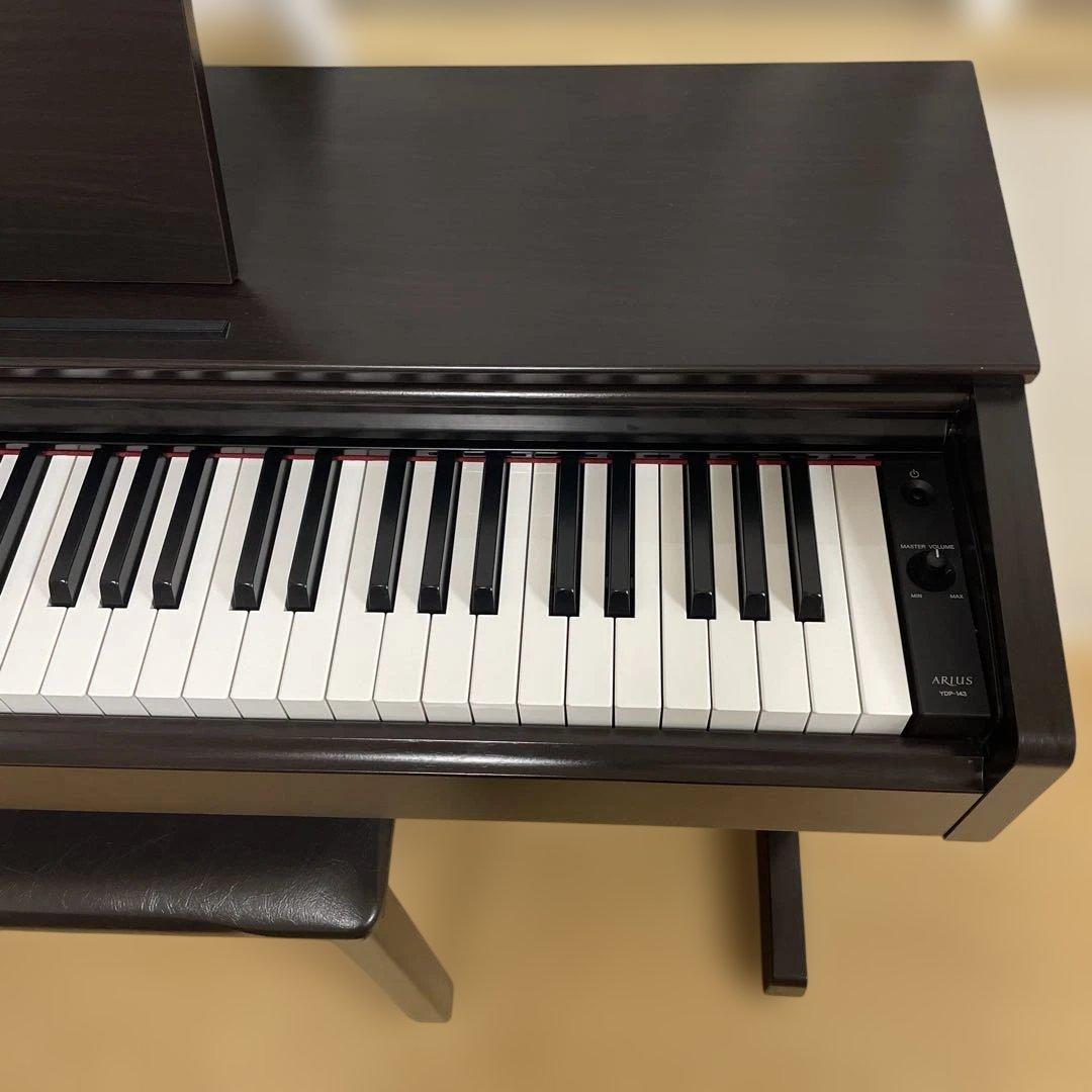 とと　YAMAHA 電子ピアノARIUS YDP-143 2017年製