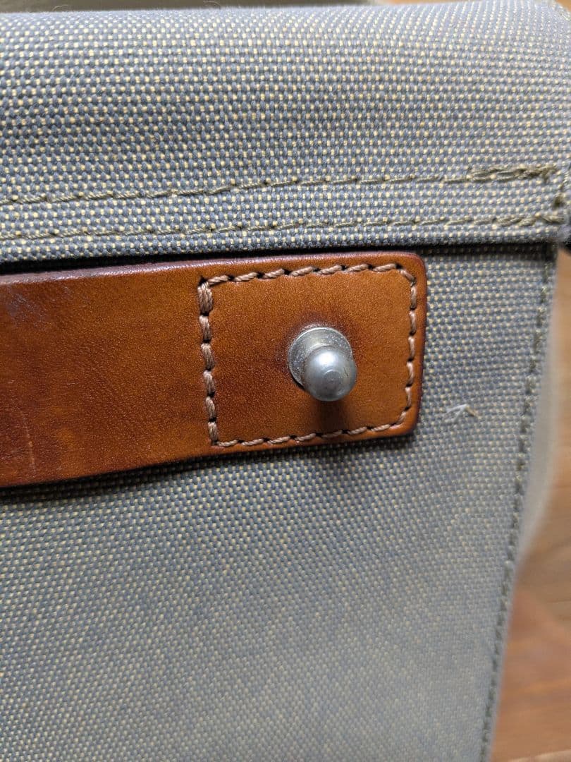 Brooks フロントバッグ　アイルオブスカイDove