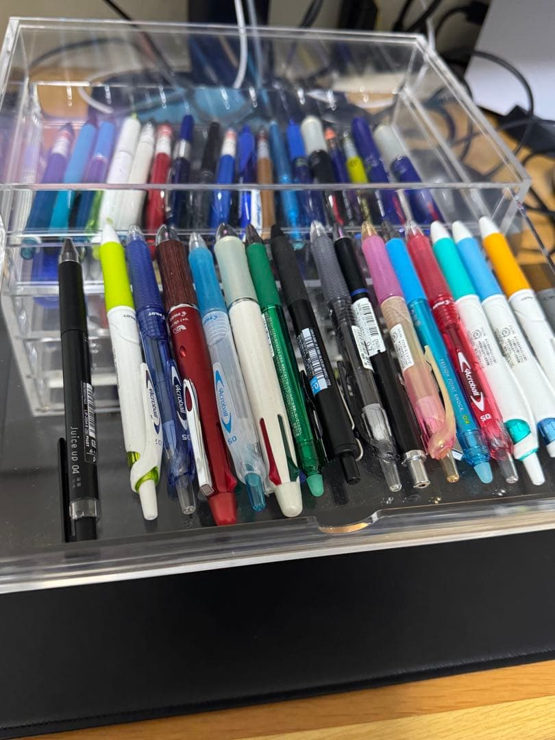 ペン類まとめ売り ケースつき