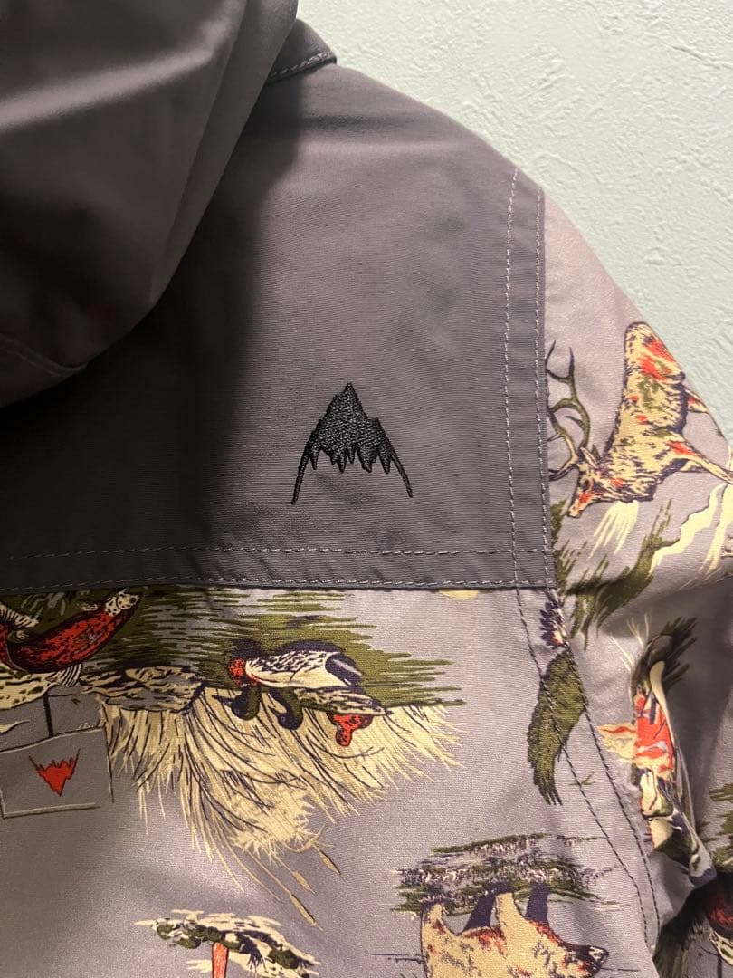 Burton スキーウェア つなぎ　動物柄　グレー