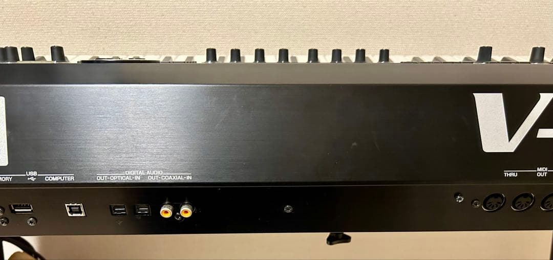 V-Synth GT Version2.0 61鍵シンセ、ボコーダー 超美品