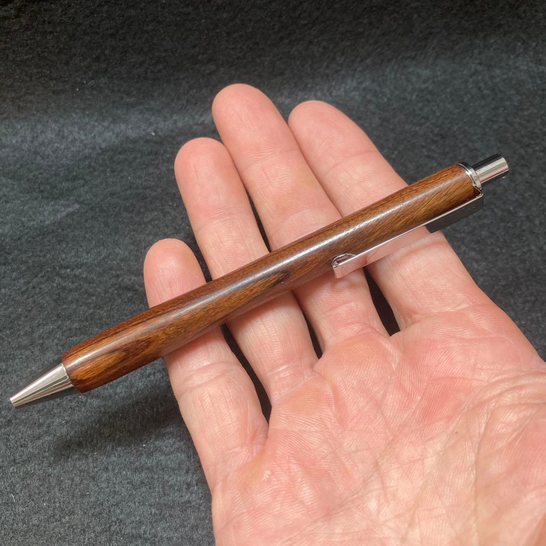 木軸ボールペン　樹種《デザートアイアンウッド》※超希少材　ハンドメイド