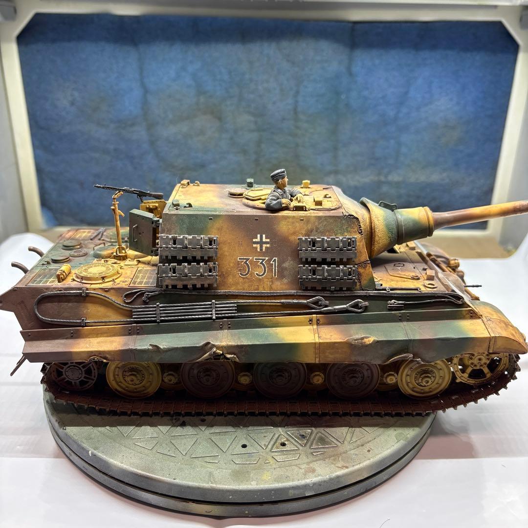 タミヤ 1/35 ドイツ陸軍 重駆逐戦車 ヤークトタイガー 初期生産型　完成品