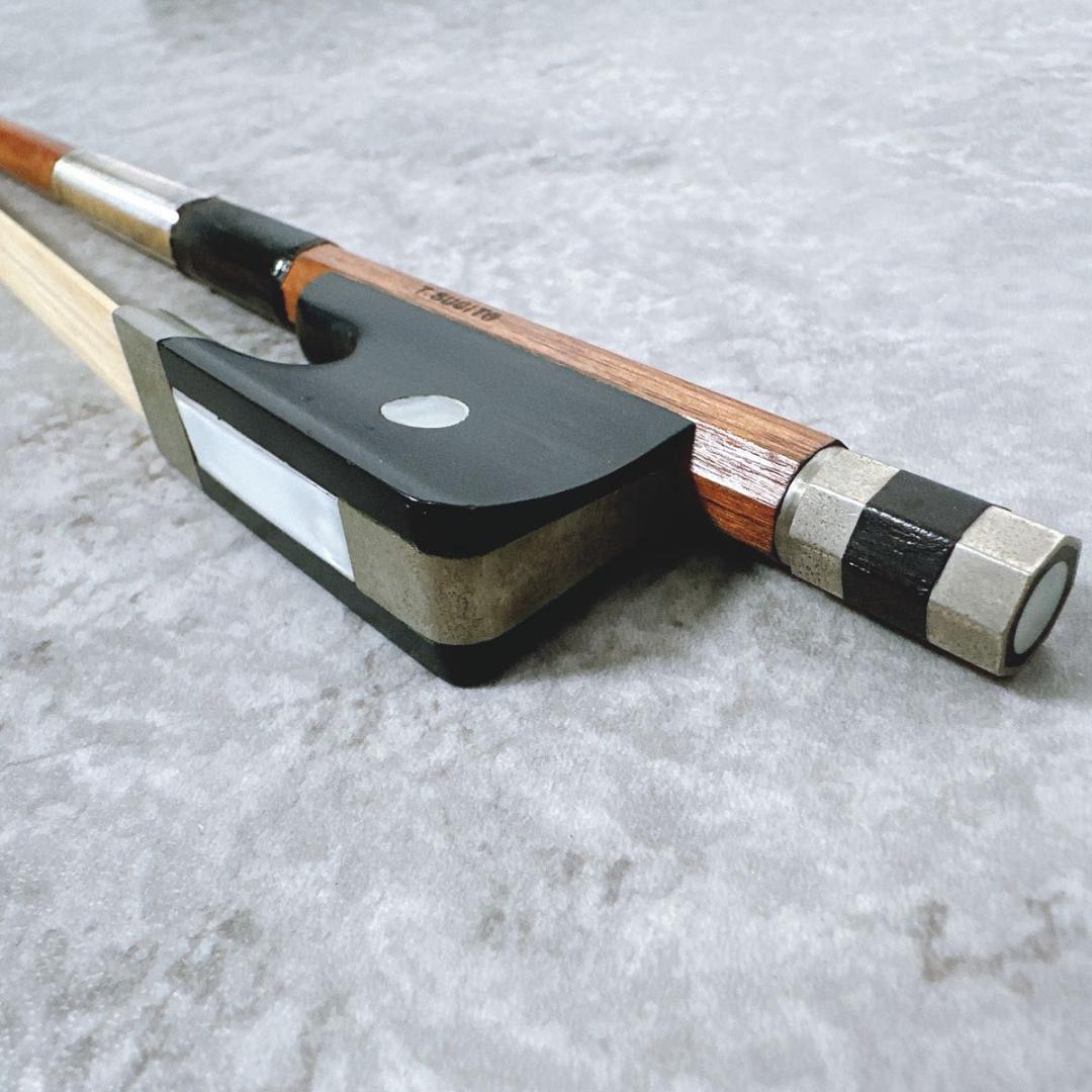 希少 T.SUGITO 杉藤楽弓社 チェロ用弓 720mm ケース付 チェロ