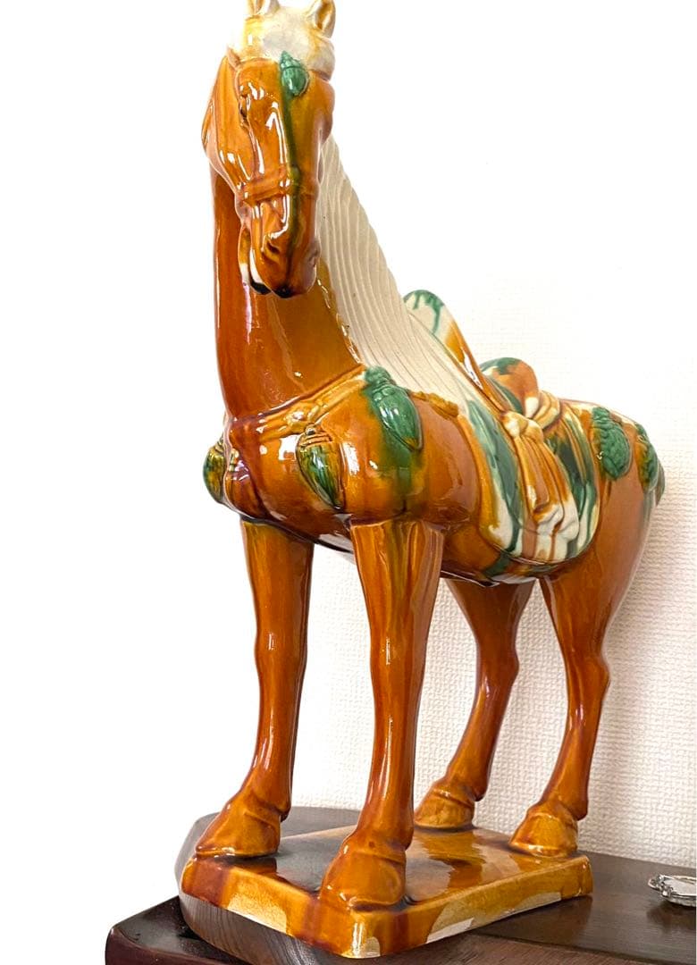 唐三彩 千里馬彫塑像