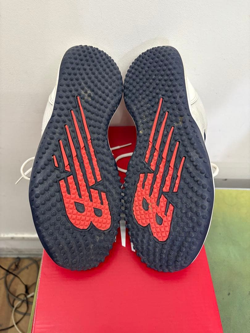 バ*ン様 New Balance トレーニングシューズ ネイビー/ホワイト　人気