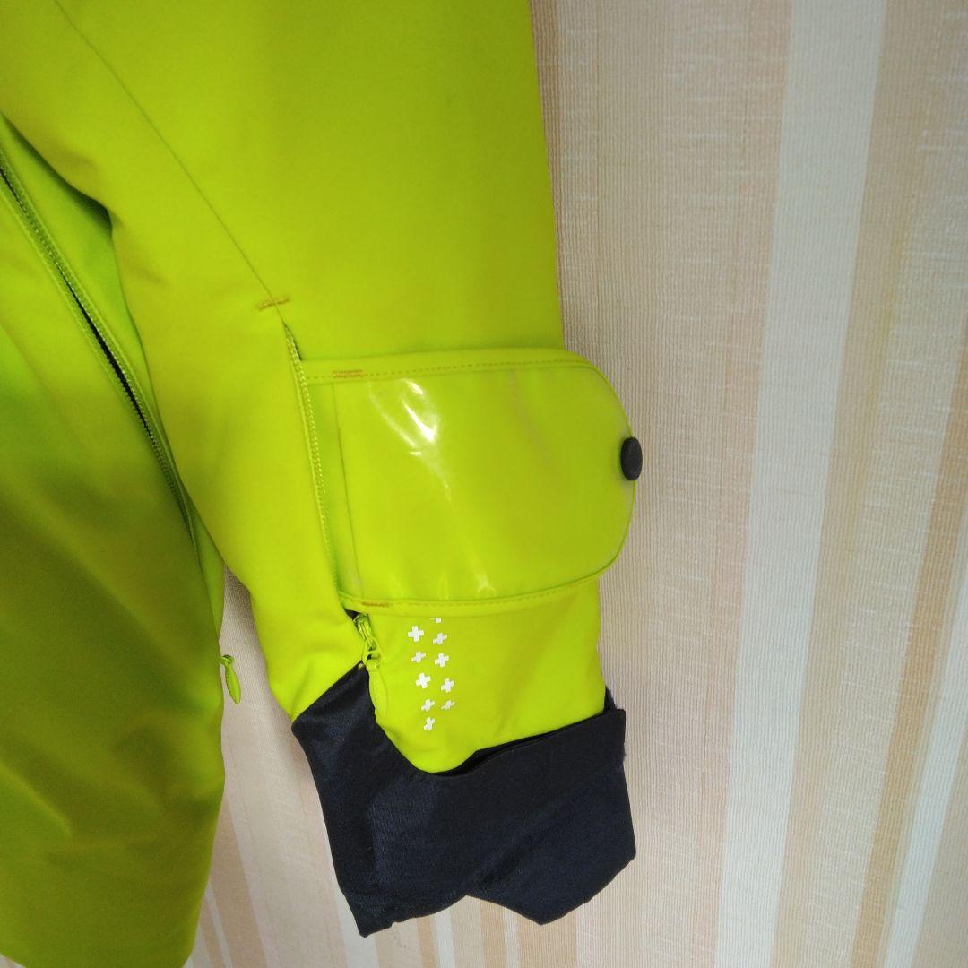 DESCENTE スキーウェアとズボン swisscomスイスナショナルモデル