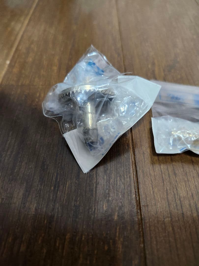 シマノ14ステラC2000HGS新品ギアセットドライブギアピニオンギア各１セット