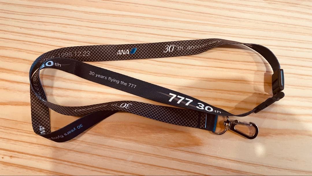 【非売品・新品・ストラップのみ】ANAボーイング777就航30周年イベント記念品