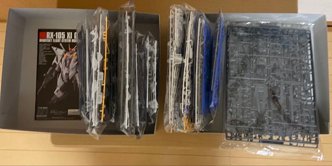 HGUC 1/144 クスィーガンダムRG 1/144Hi-νガンダム新品未組立