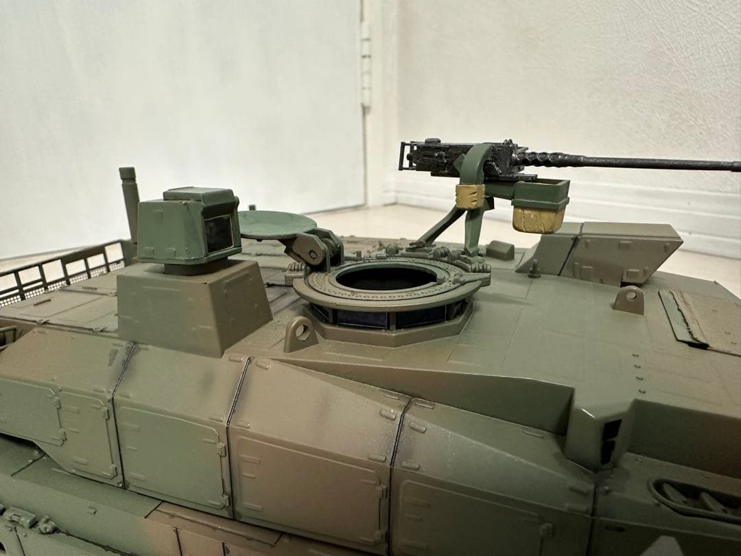 陸上自衛隊10式　戦車　ラジコン