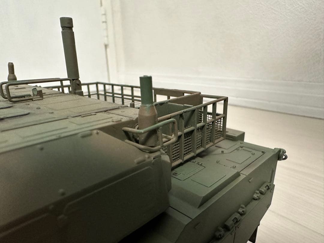 陸上自衛隊10式　戦車　ラジコン