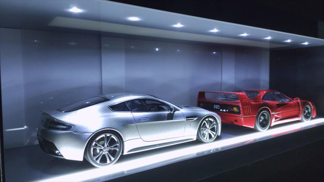 1/18 ジオラマ ショーケース LED照明 光センサー OFFタイマ ミニカー