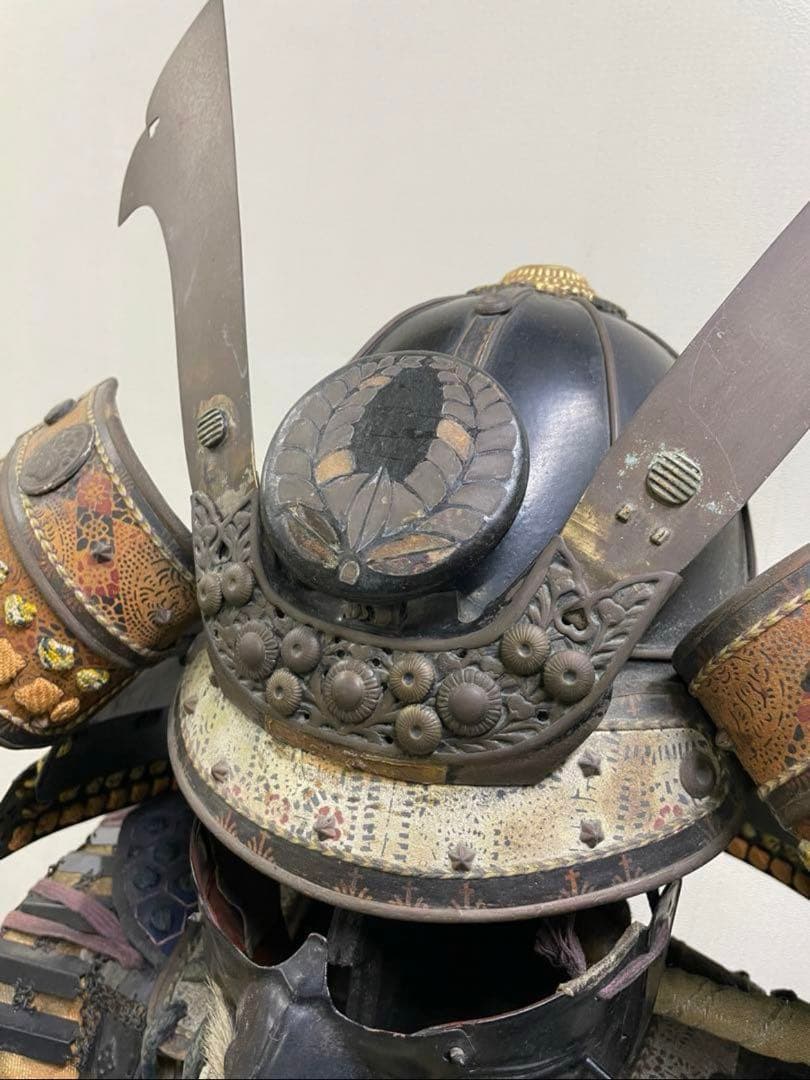 浅葱糸威二枚胴具足　等身大