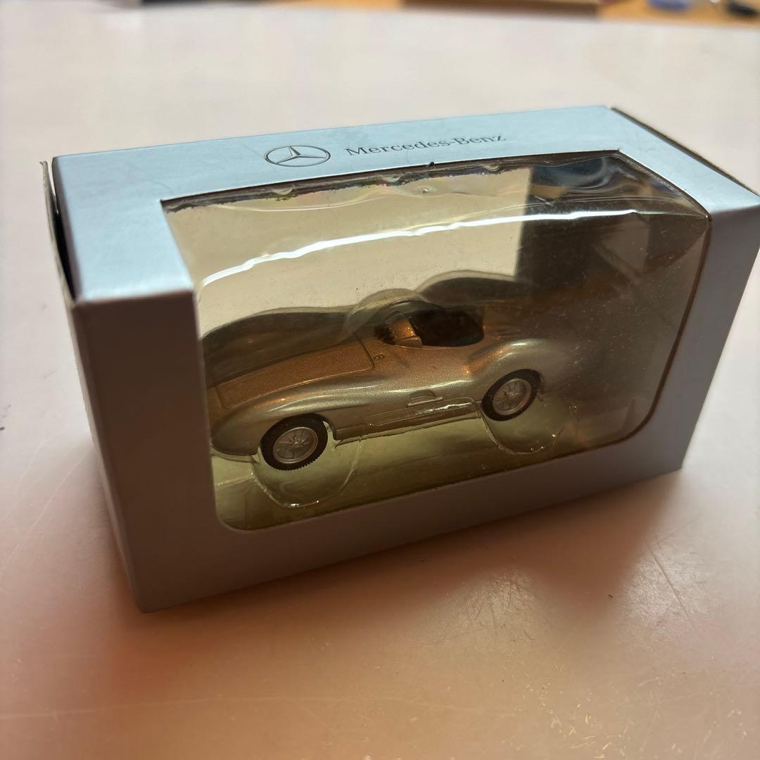 激レア！Mercedes-Benz ミニカー シルバー 値段交渉可能です。