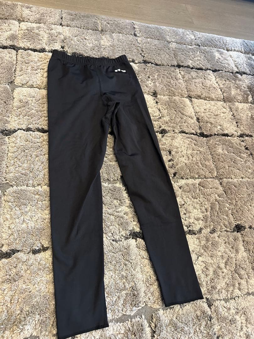 DESCENTE ジュニアスキーウェア　タイツ3本付き