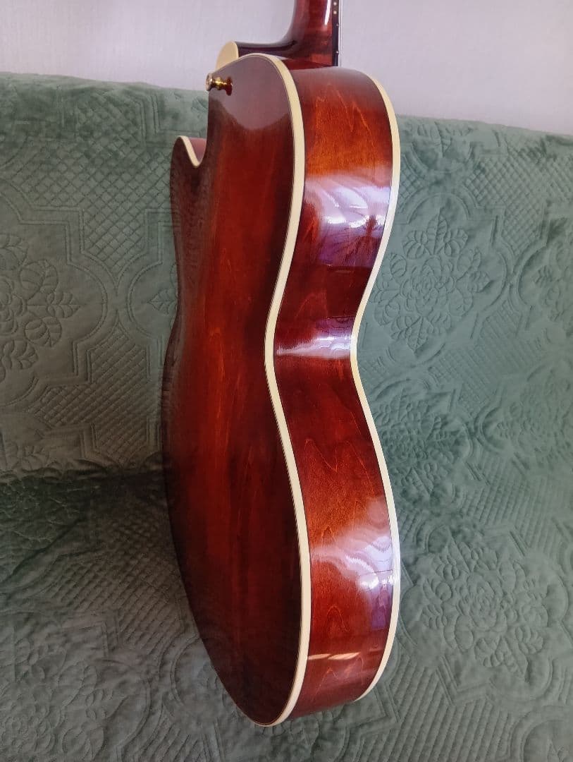 ギター Eastman AR-403CE/Antique red