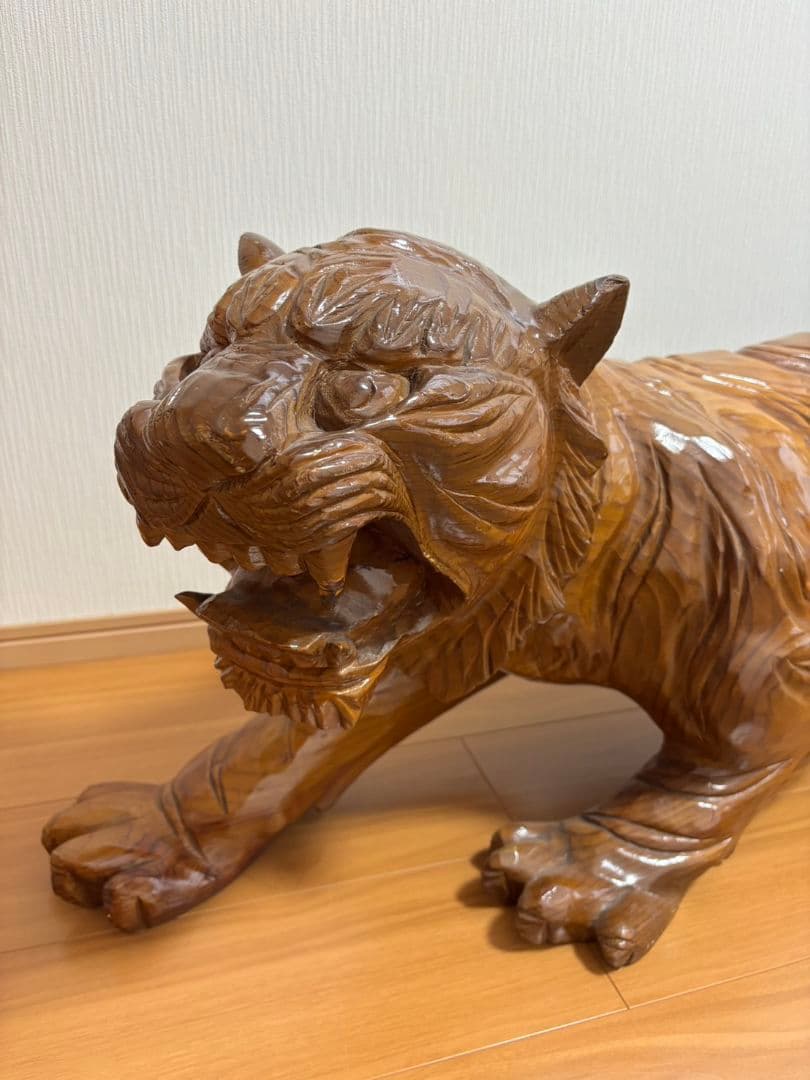 木製トラ彫刻 約100cm
