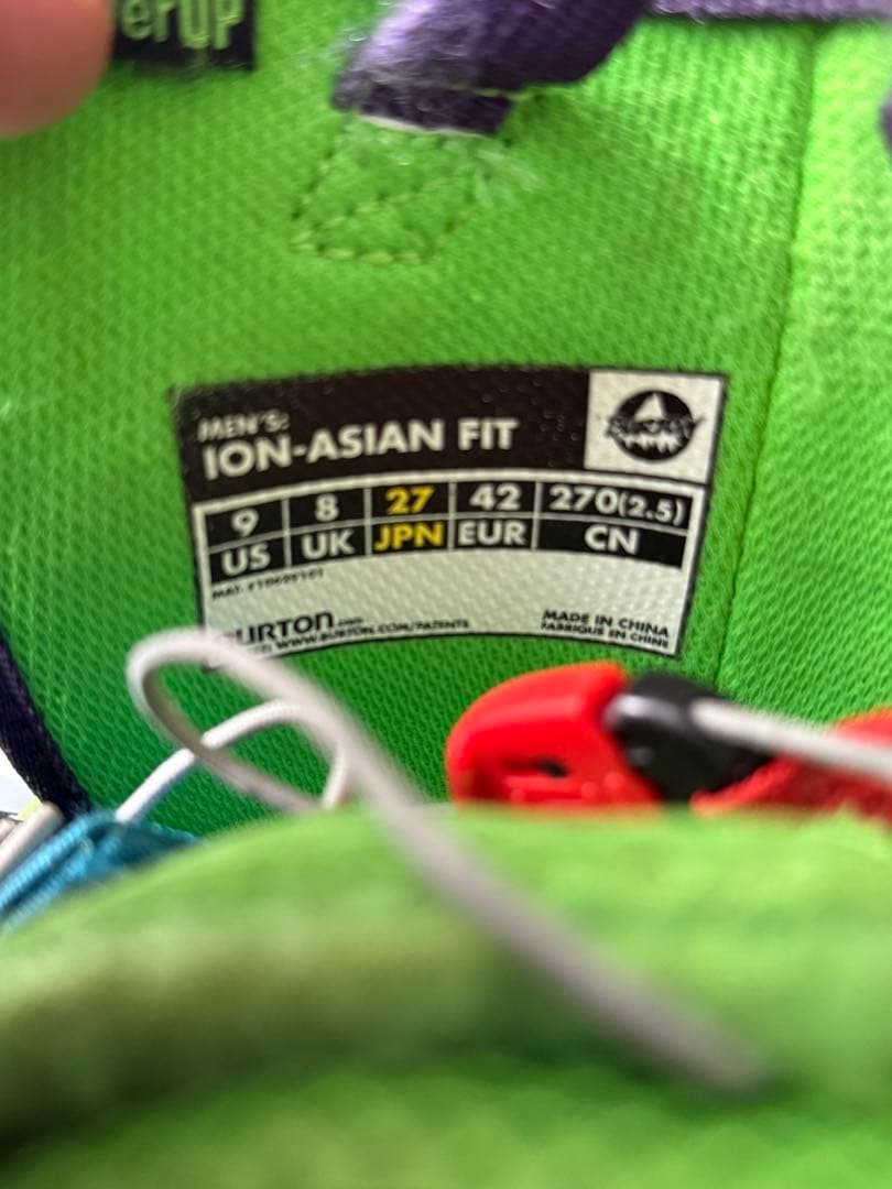 Burton ION 27.0 数回使用