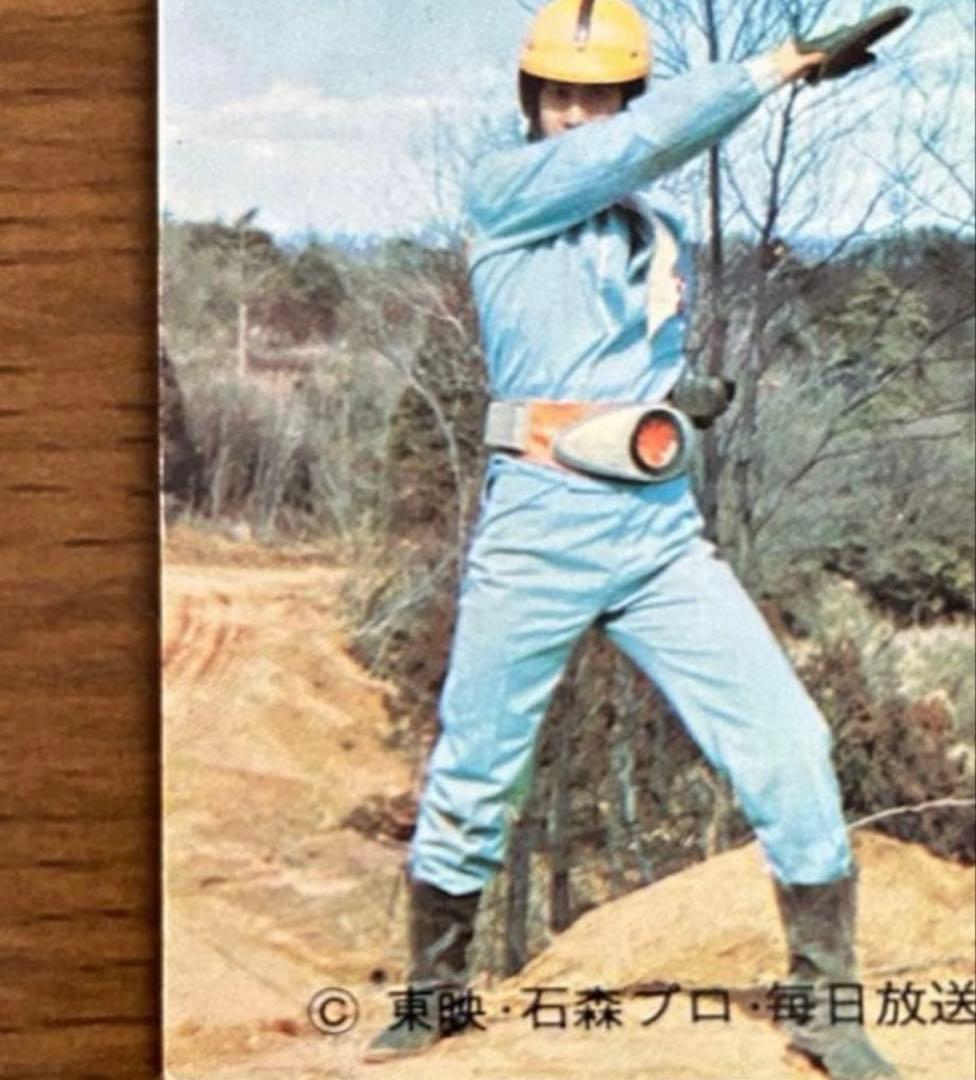 カルビー　旧仮面ライダーカード　129番　 TR6 へんしんしろ！本郷猛