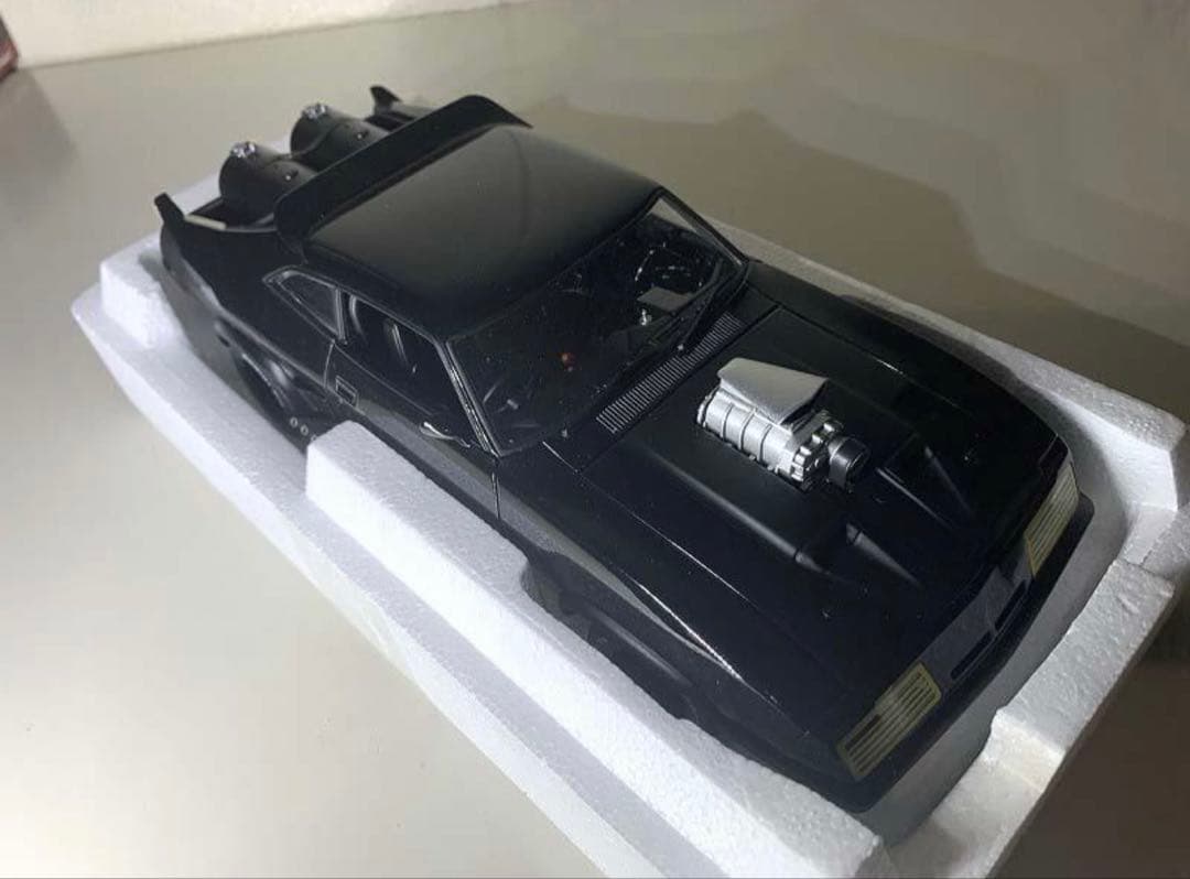 AUTO art　MADMAX2　インターセプター　1/18