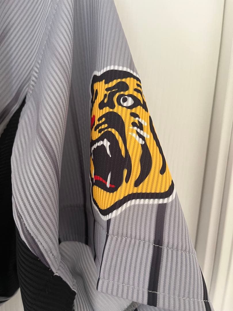 元阪神タイガース桜井広大選手交流戦用ビジタープロコレユニフォーム