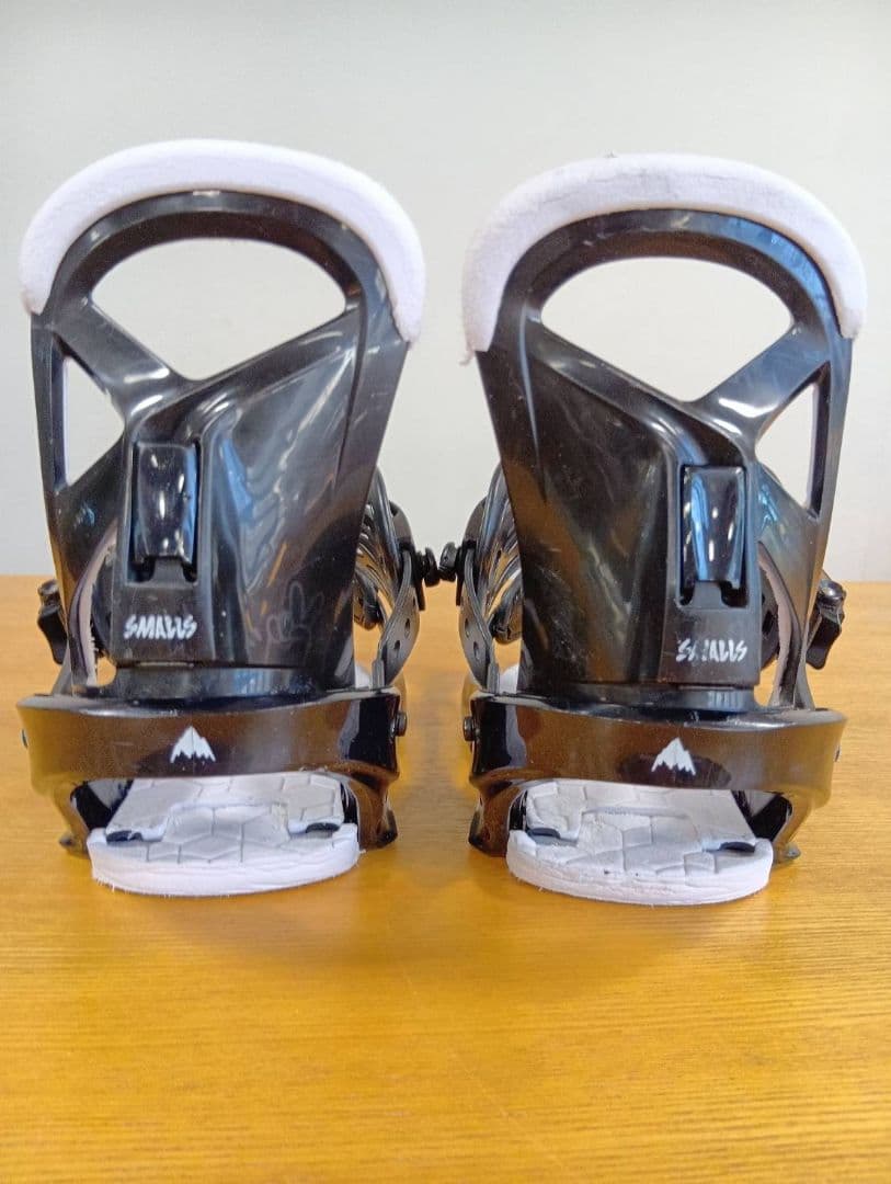 BURTON SMALLS スモールズ ビンディング スノーボード　ジュニア