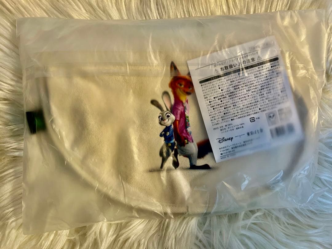 ズートピア 東京ばな奈 ブランケット ミニタオル ショルダーバッグ ピンバッジ￼