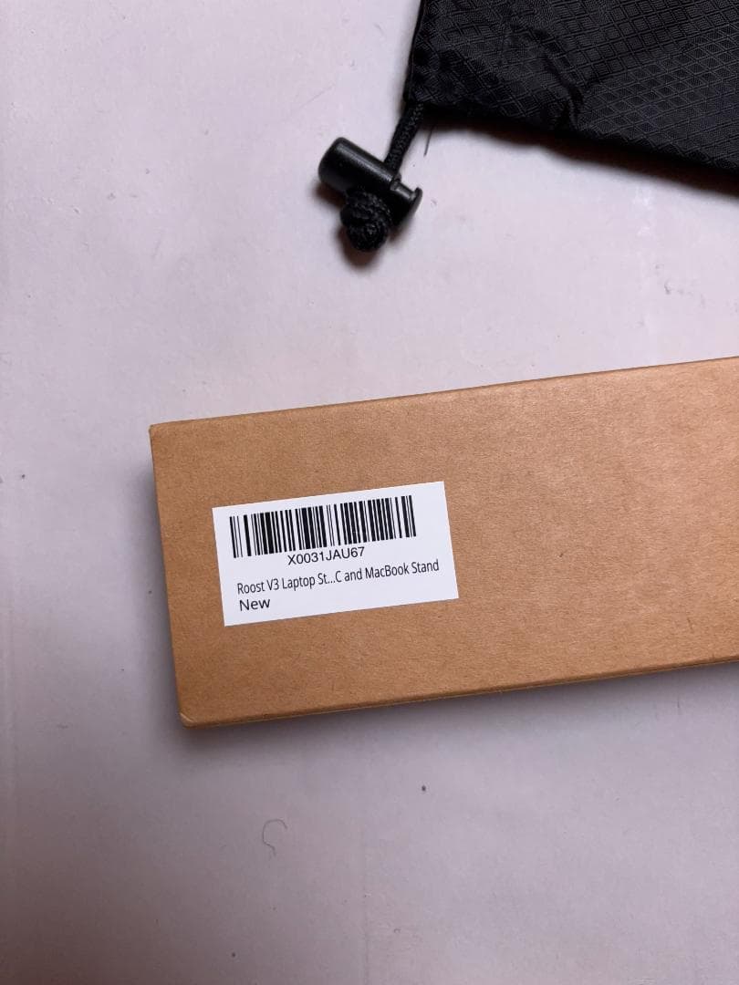 Roost Laptop Stand ルースト スタンド　パソコンスタンド