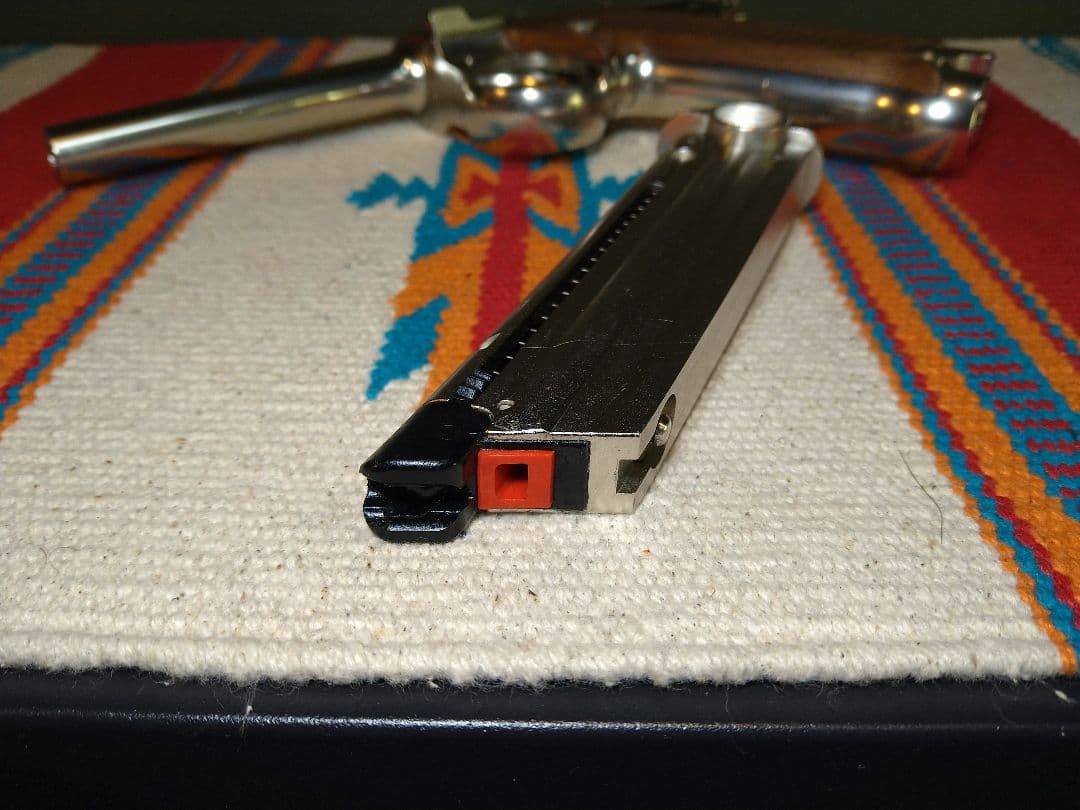 訳あり美品！マルシン工業南部十四年式6mmガスブロ　ニッケルシルバー高級木グリ！