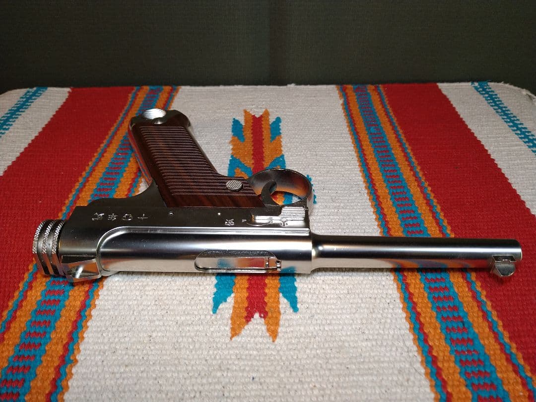 訳あり美品！マルシン工業南部十四年式6mmガスブロ　ニッケルシルバー高級木グリ！