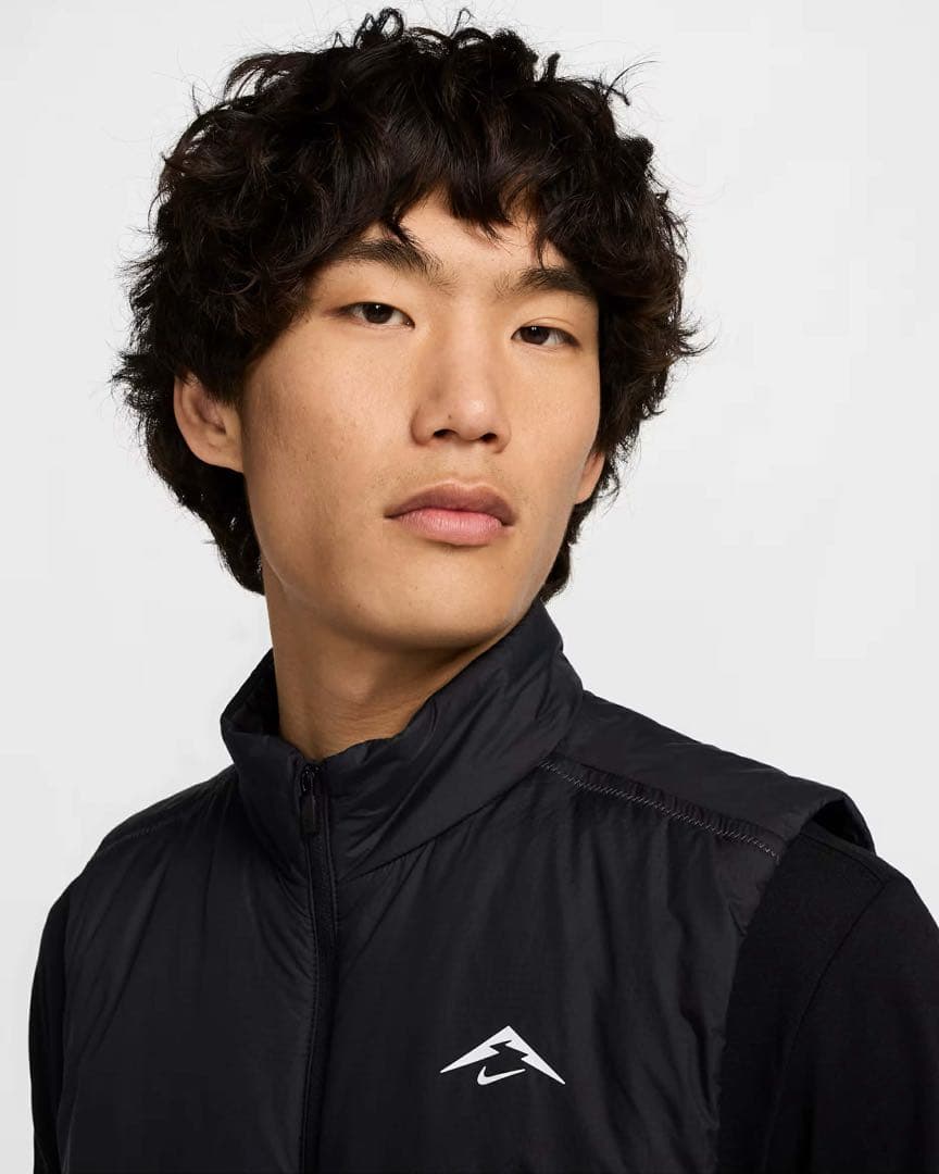 L ナイキ ランディビジョン エアロレイヤー ベスト FZ0002-010