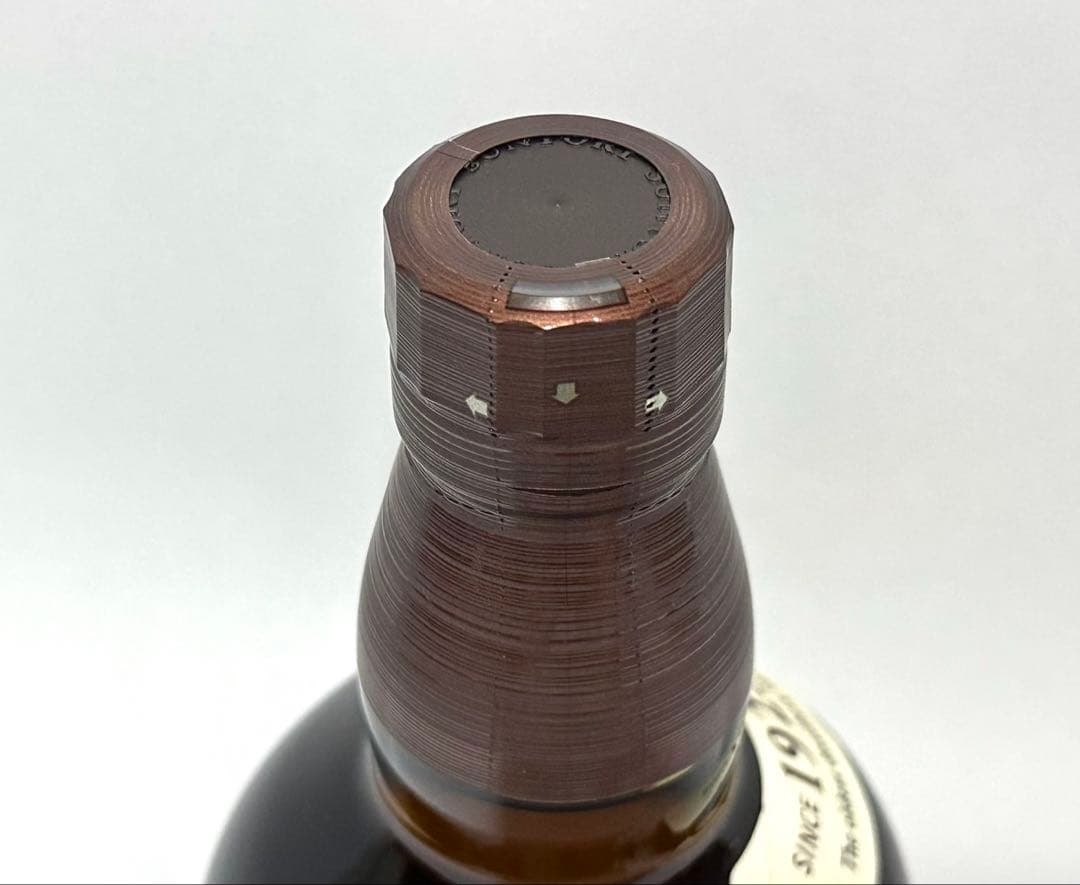 サントリー　山崎　100周年記念　700ml