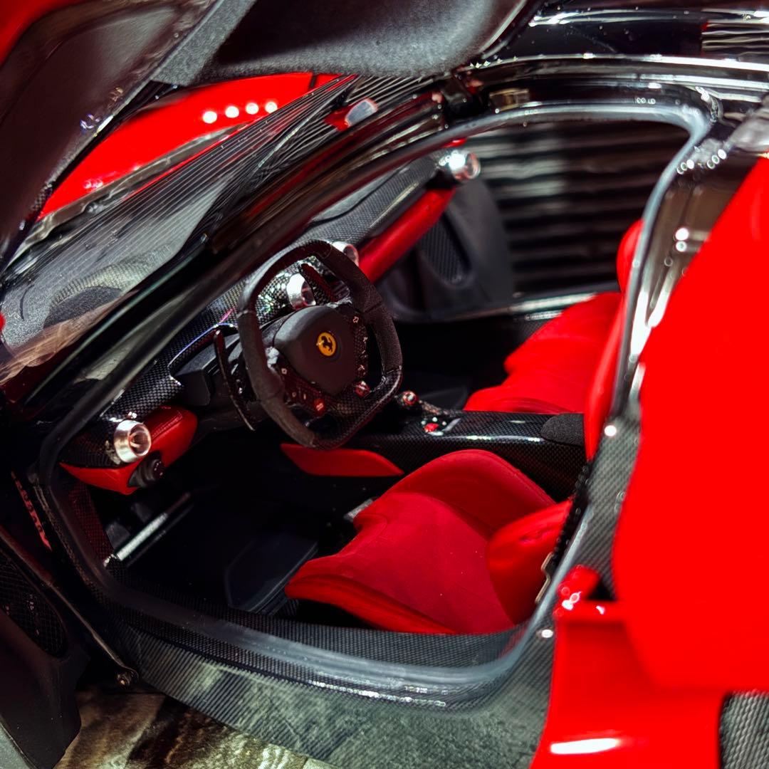 1/18 BBR フェラーリ ラ フェラーリ ロッソコルサ 322