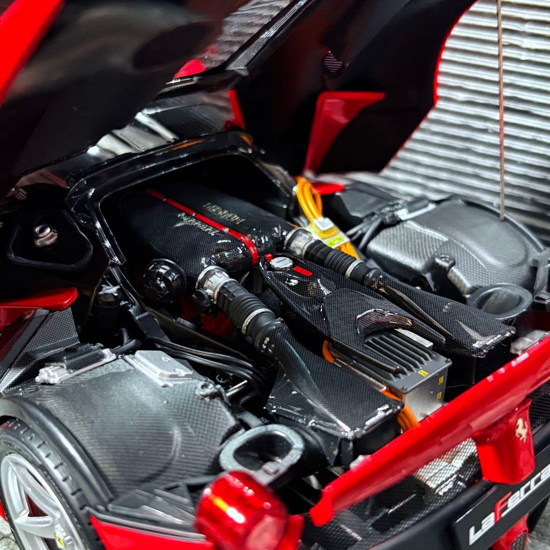 1/18 BBR フェラーリ ラ フェラーリ ロッソコルサ 322