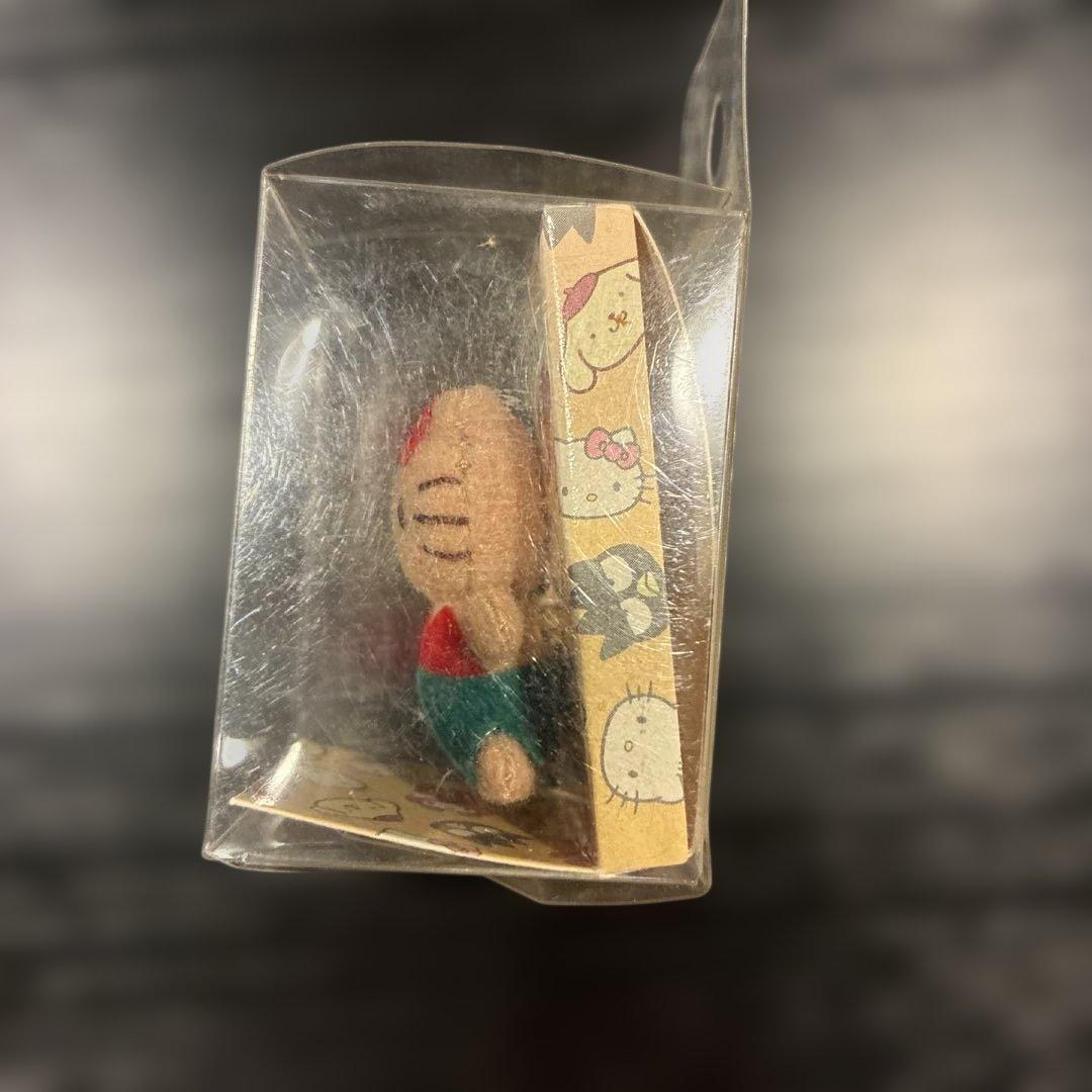 値下げしません。ラスト1個　ハローキティ アンテナマスコット　日焼け