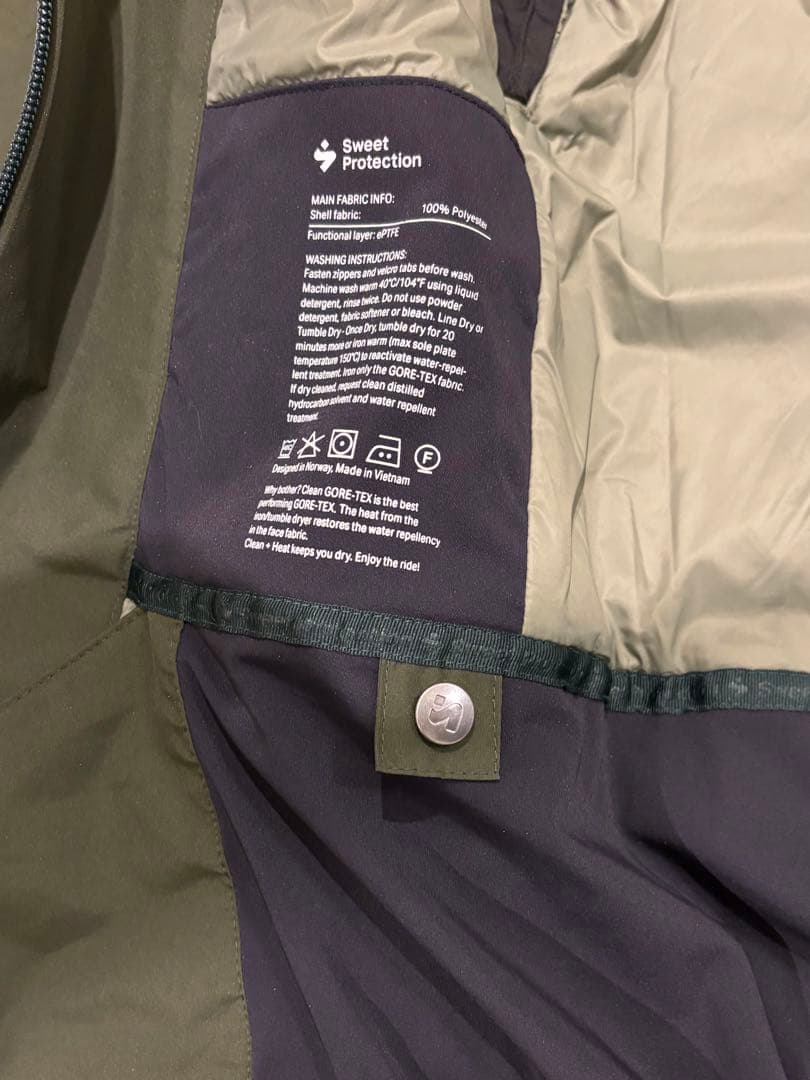 Sweet Protection 上オリーブグリーン 下ブラック サイズS