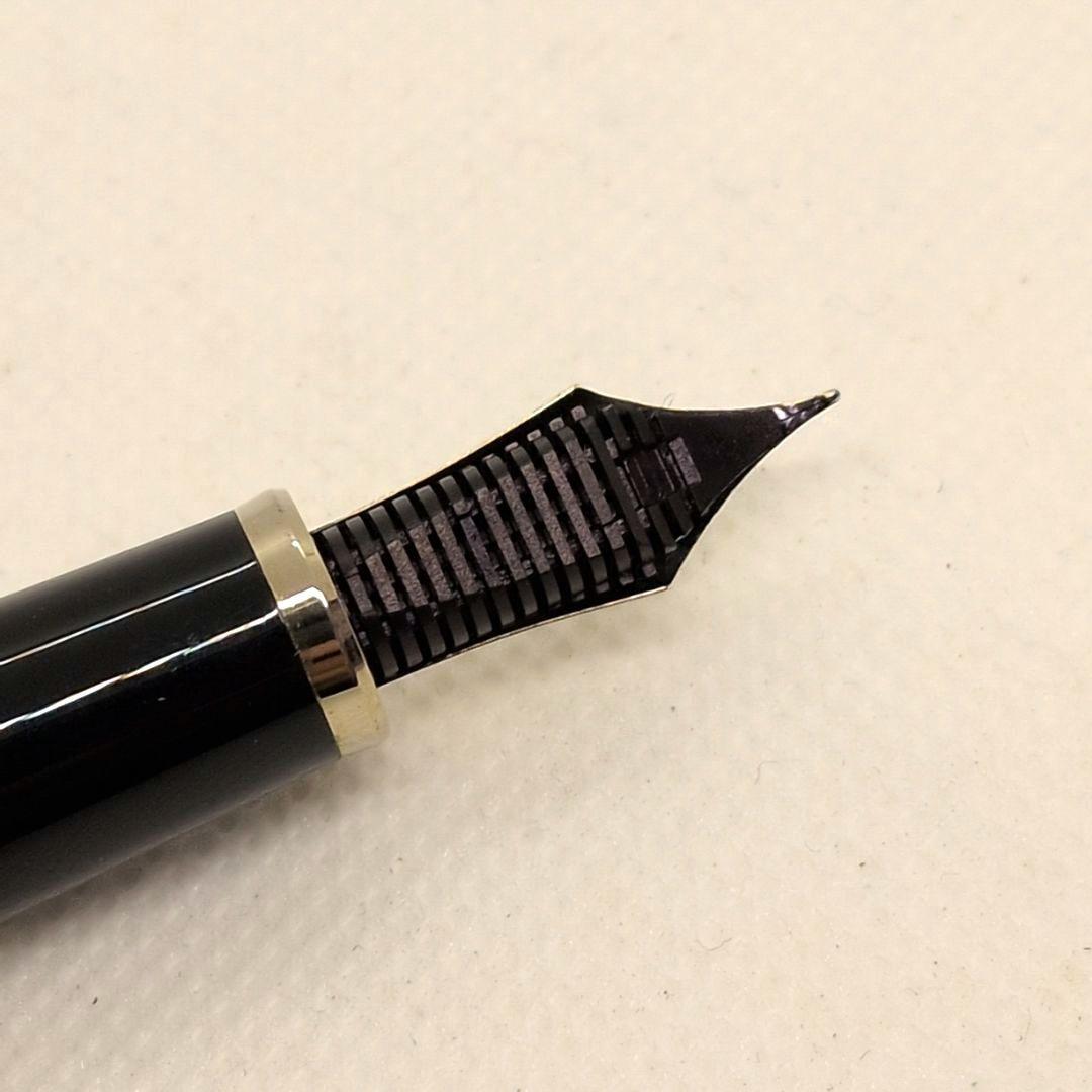 【美品 18K】セーラー　ピース　ブルーチタニウム　万年筆　MF　文房具　18金