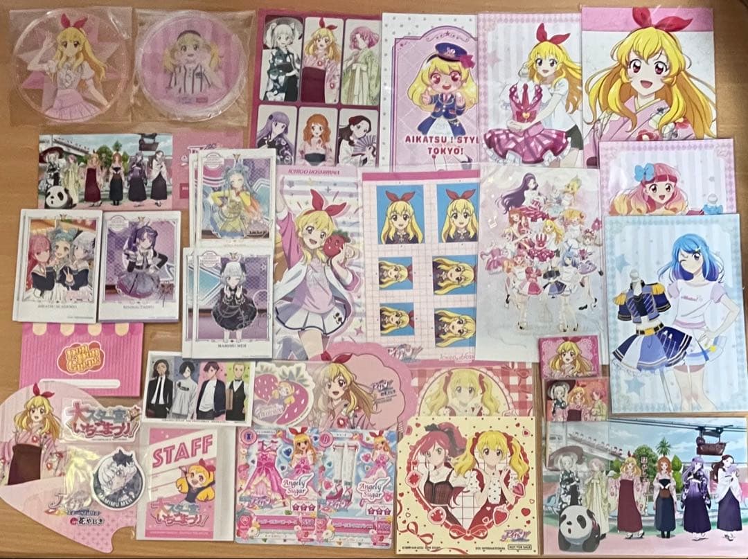 ゆ*う様 アイカツ 星宮いちご 音城セイラ アクスタ 缶バッジ ポストカード グ