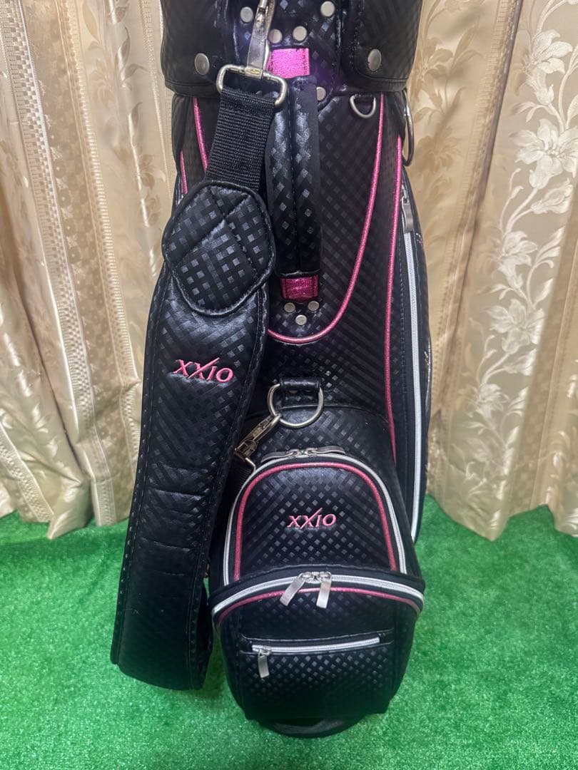ゼクシオ テン レディース 　豪華 15点　XXIO 10 ゴルフセット バッグ
