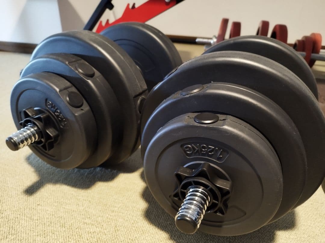 トレーニングベンチ　ダンベル　セット【引き取りのみ】