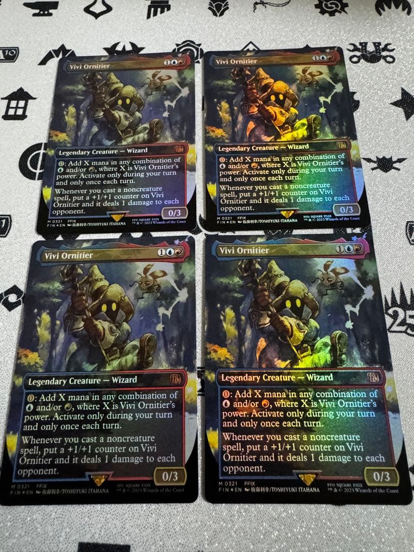 4枚セット 迷える黒魔道士、ビビ (全面アート版) foil 英語